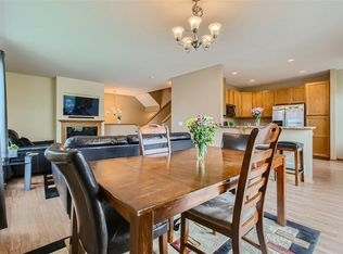 11892 Emery Village Dr N #2910, Champlin, MN 55316