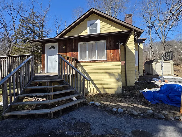 208 Glenmere Rd — Photo 4