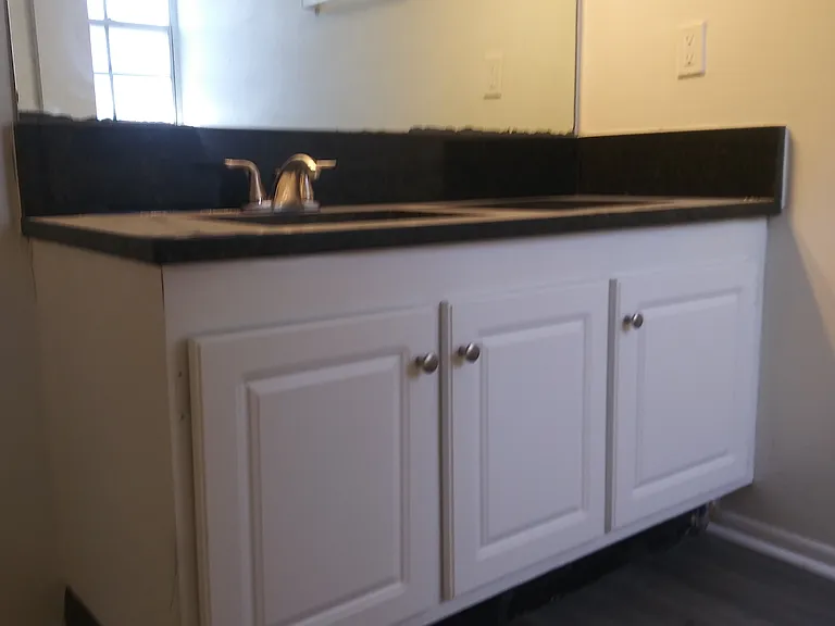 Oak Ridge Apartments — Photo 19