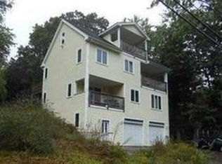 31 Ridgewood Rd, Colchester, CT 06415