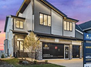 112 SE South Shore Vw, Chestermere, AB T1X 2R9