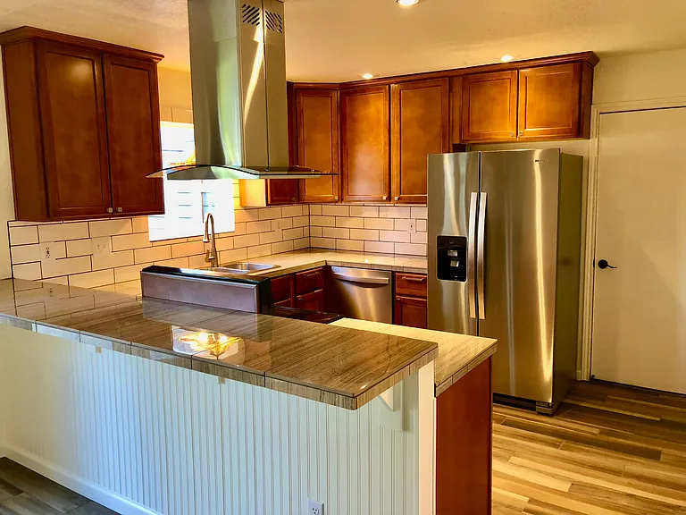 761 Rockport Ct — Photo 9