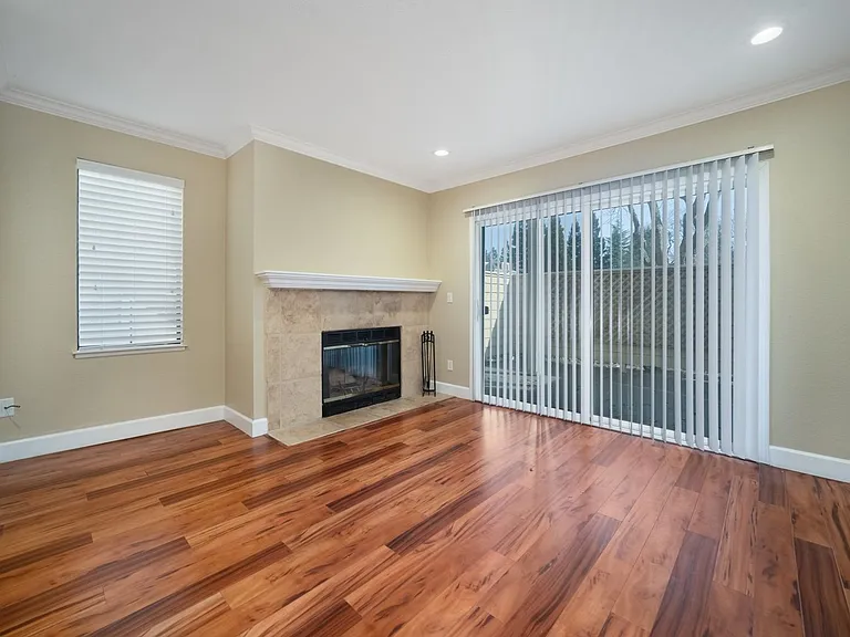 330 Eastridge Dr — Photo 10