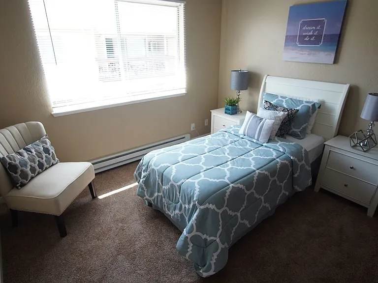 Sandlewood Apartments — Photo 24