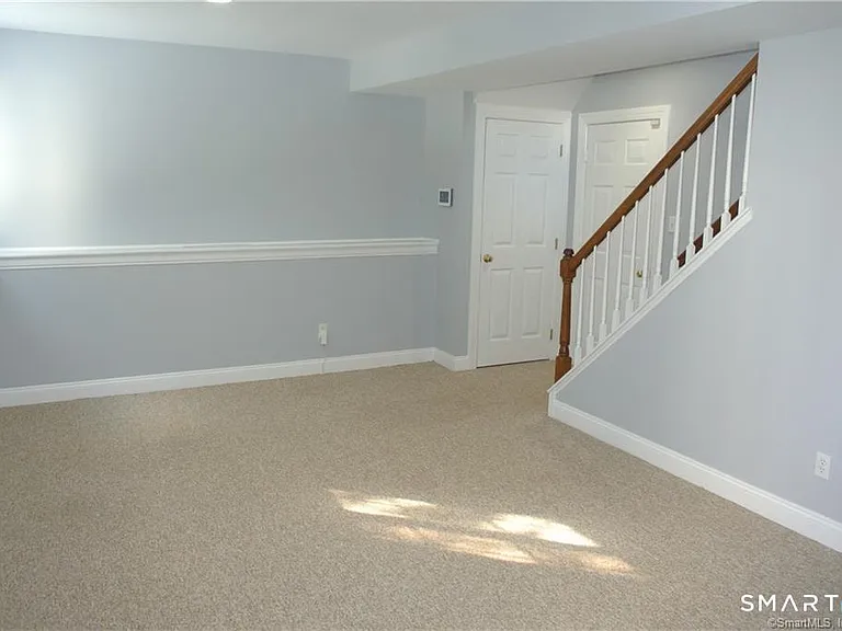 1260 Cutspring Rd #1260 — Photo 22