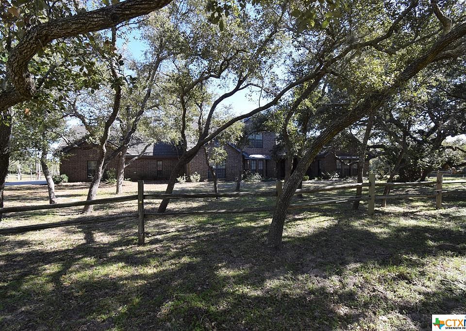 1st image of 545 Henley Sanders Ln