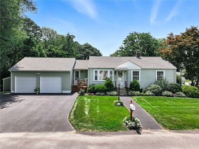 54 Novelty Rd, Warwick, RI, 02889
