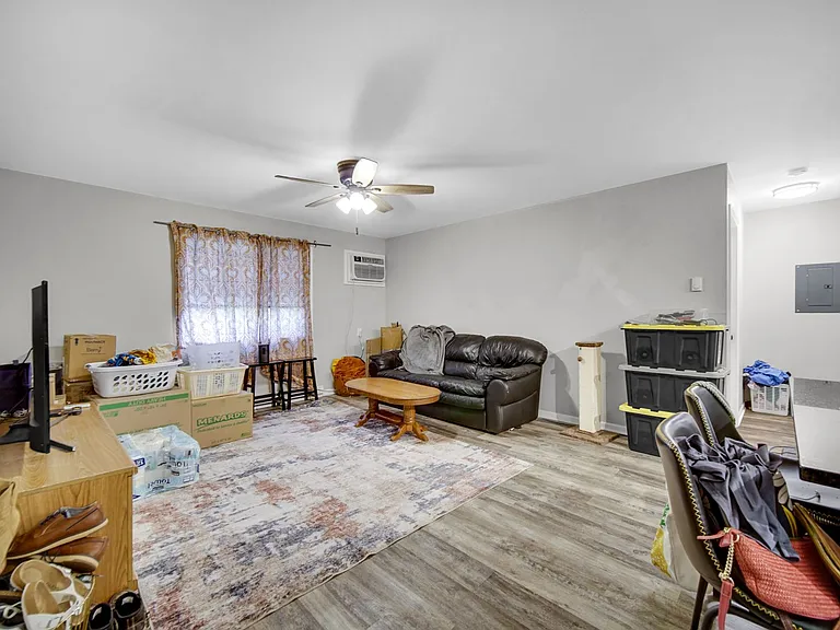 2080 E Rand St #1 — Photo 2