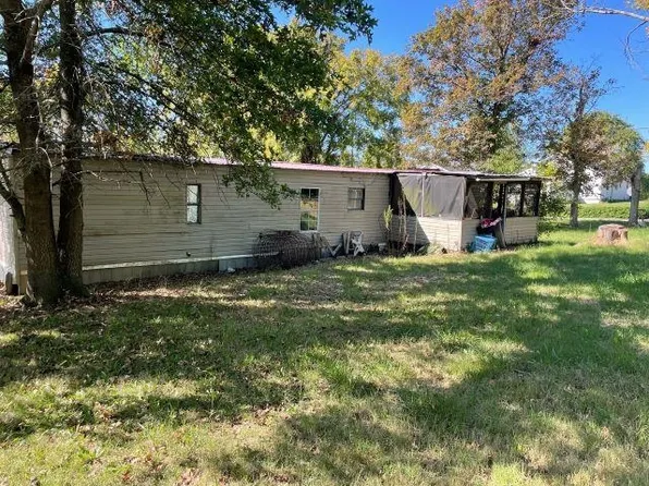 800 E Walnut St, Dawson Springs, KY 42408