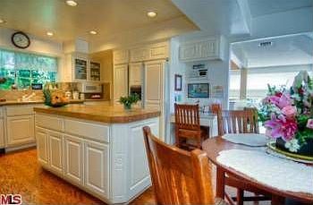 4th image of 425 Glenullen Dr