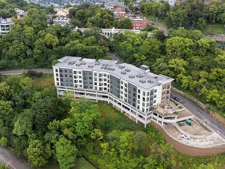 Adams Edge Apartments — Photo 56