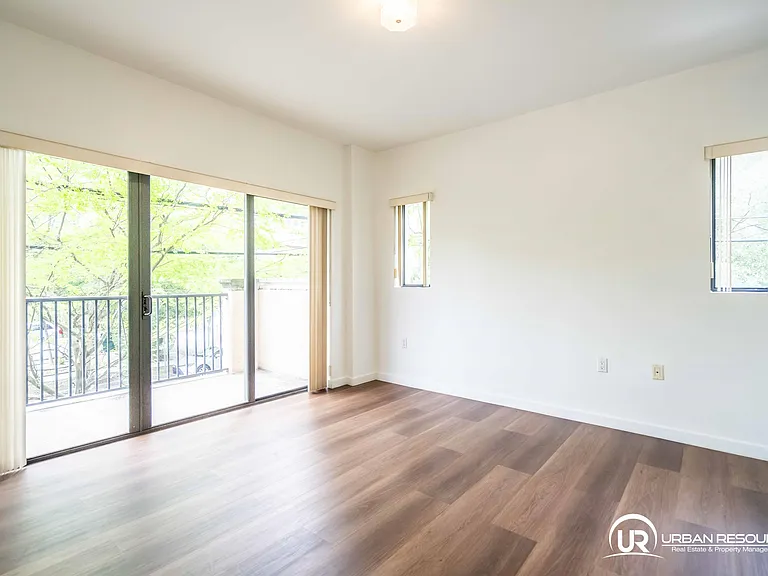 300 Majorca Ave #202 — Photo 17