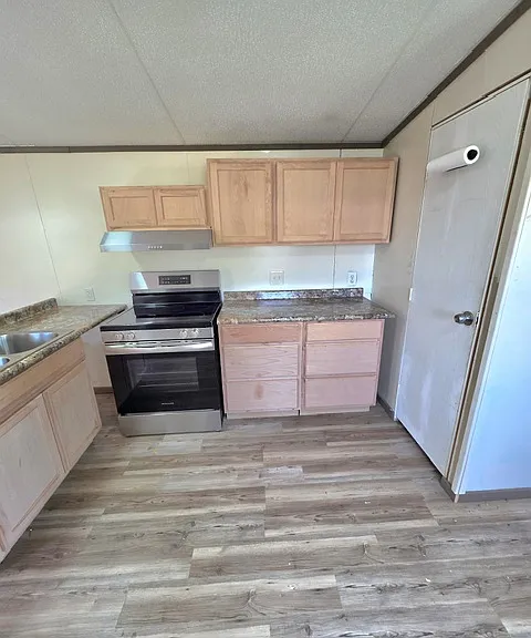 1122 Sean Cir — Photo 4
