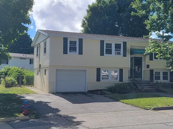 29 Marique Dr, Lawrence, MA 01843
