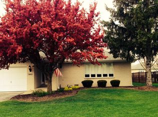 1480 Wayne Dr, Crete, IL 60417