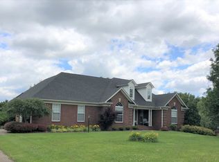 4021 Oakridge Dr, Crestwood, KY 40014