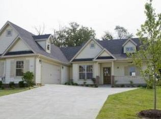 1301 Chancery Ln, Cave Springs, AR 72718