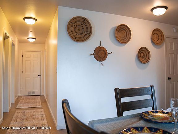 3rd image of 7552 Mountain Laurel Dr APT C7