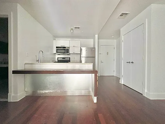 Rented by Doorway NYC, LLC | media 10