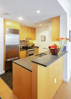 Rented by R New York | media 10