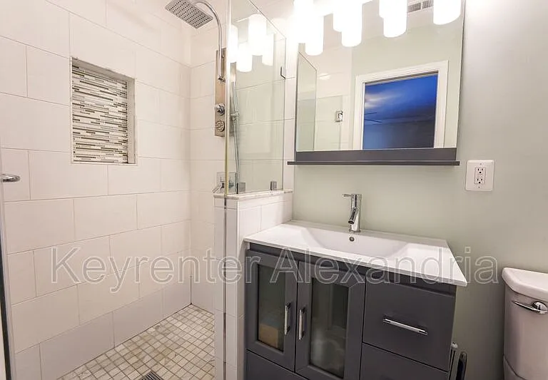 1107 N Taylor St #C — Photo 11