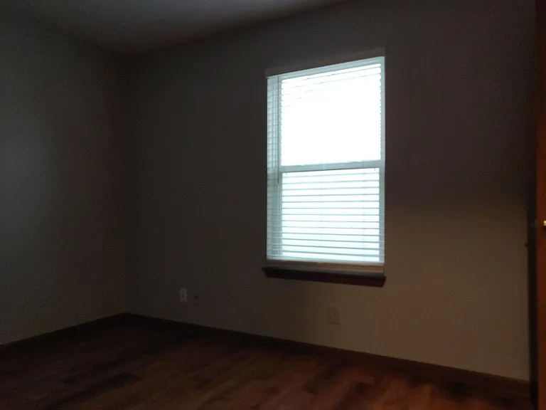 5581 Bingham Dr — Photo 11