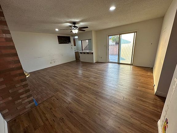 Great room (opposite view)