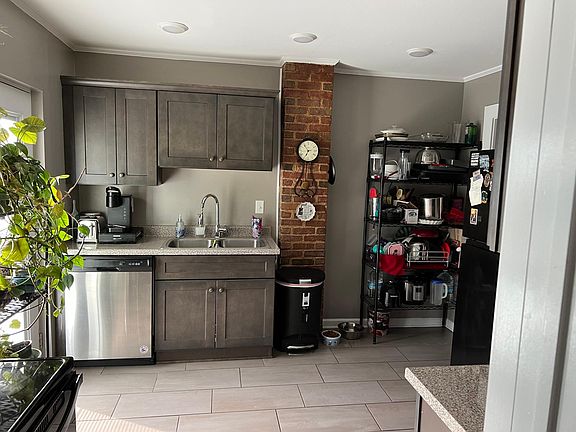 5th image of 2696 Lilly Dr