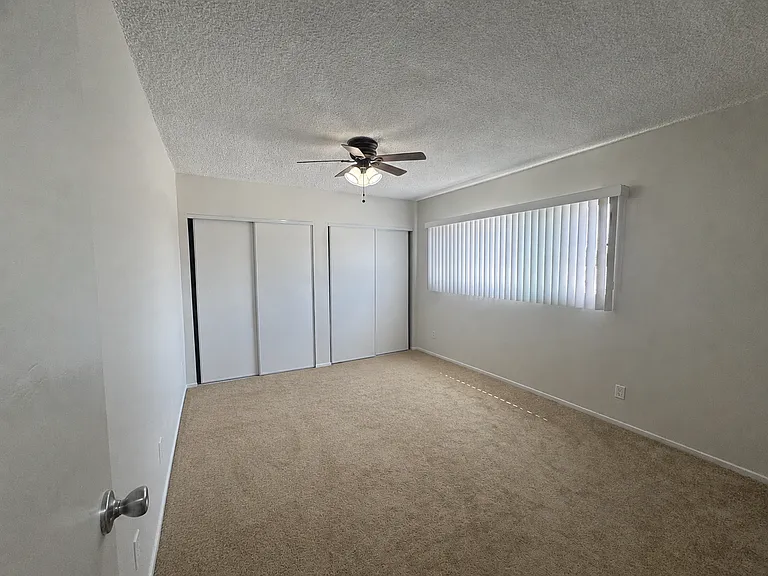 437 W Glenoaks Blvd #6 — Photo 7