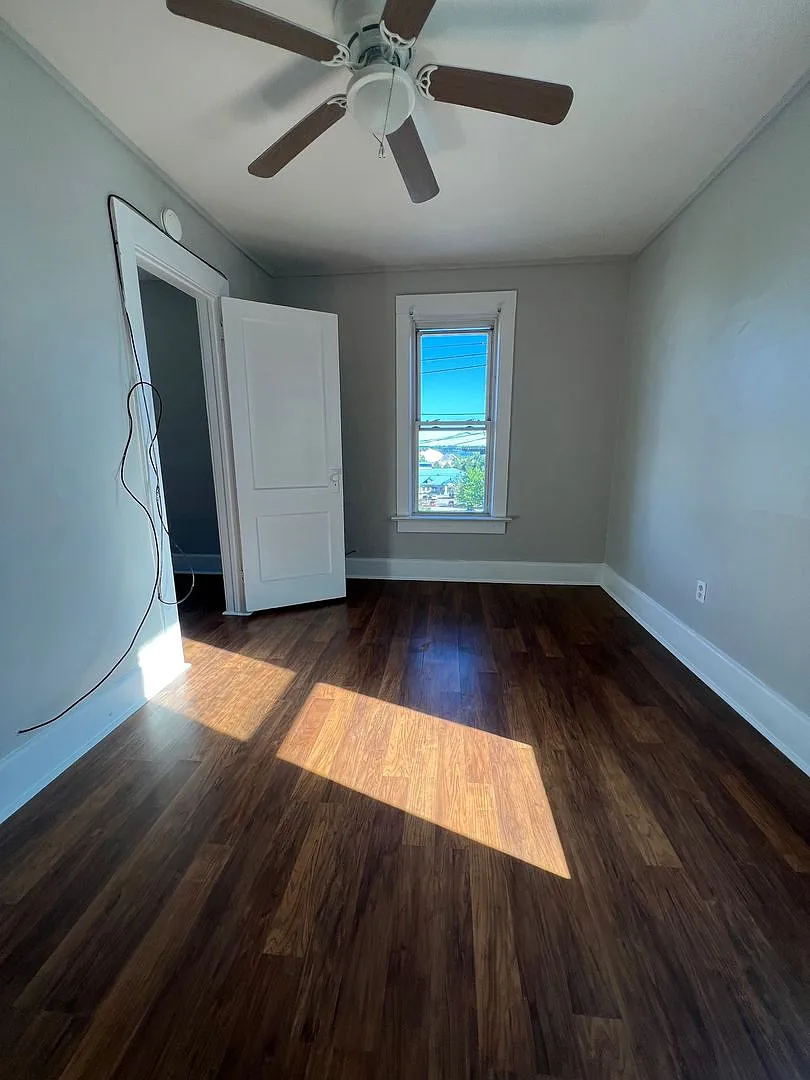 349 E Front St — Photo 2