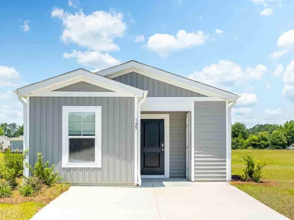127 Hopkins St, Holly Hill, SC 29059