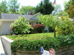 448 W Main St, Maple Shade, NJ 08052