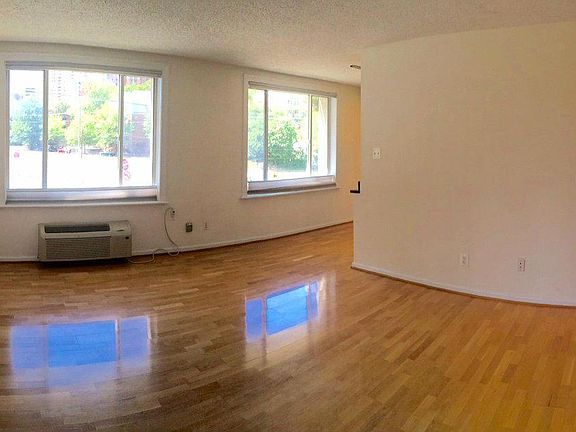 5th image of 1730 Arlington Blvd APT 101