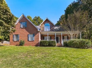 3915 Bridal Crossing Ct, Winston Salem, NC 27106