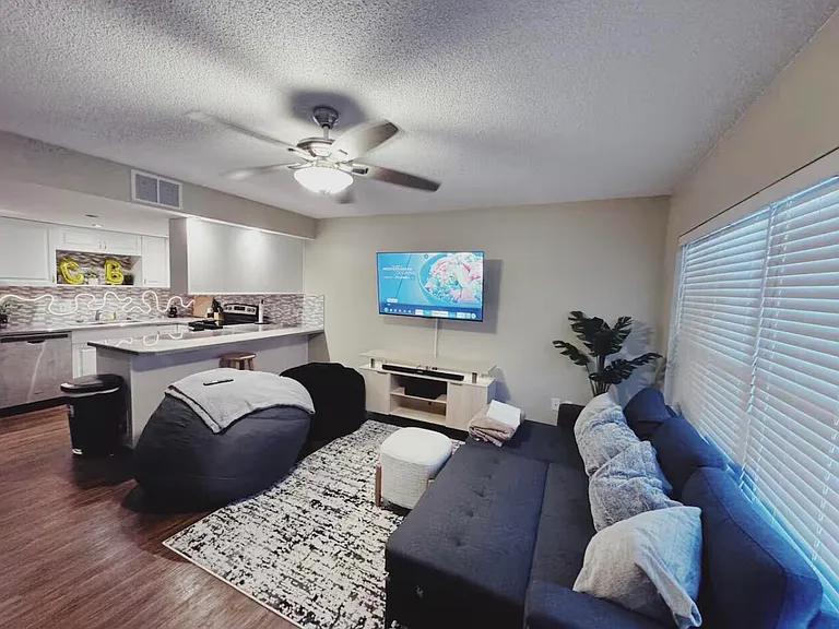 108 Lacosta Ln #611 — Photo 3