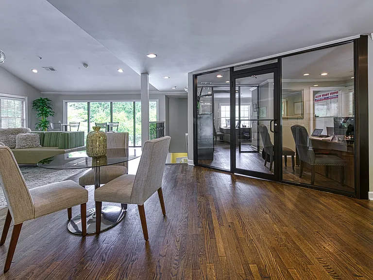Forest Glen — Photo 15