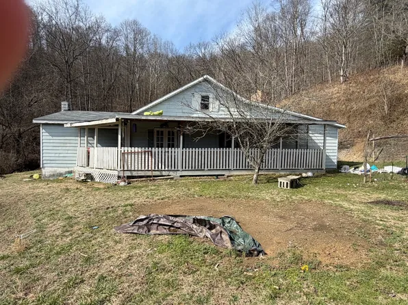 172 Ratliff Br, Paintsville, KY 41240