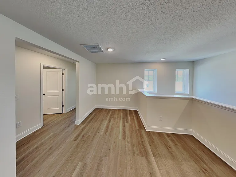 1015 Grafton Ridge Dr — Photo 10