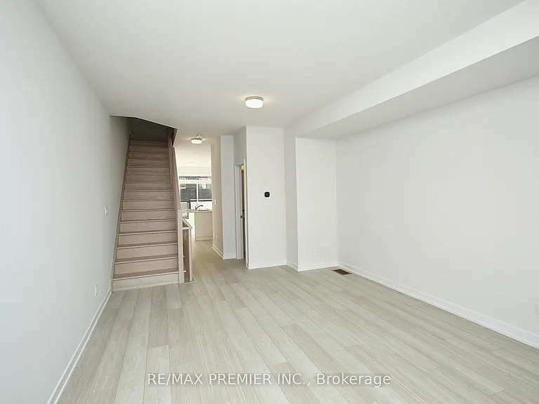 128 Brockley Dr — Photo 20