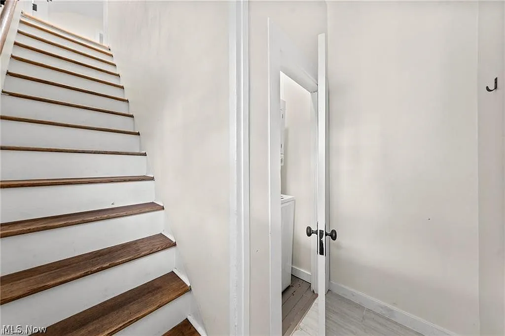 2 bed, 1000 sqft, $1,950 — Photo 4