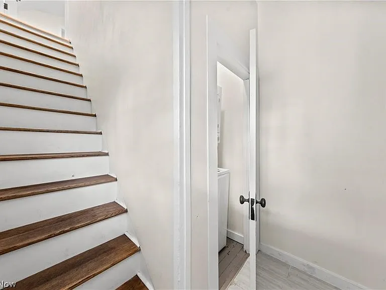3301 Hancock Ave #UP — Photo 4