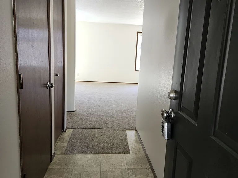 4150 NE Lincoln St — Photo 3