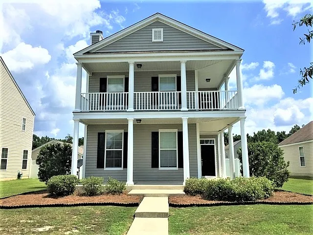14 Bushwood Dr