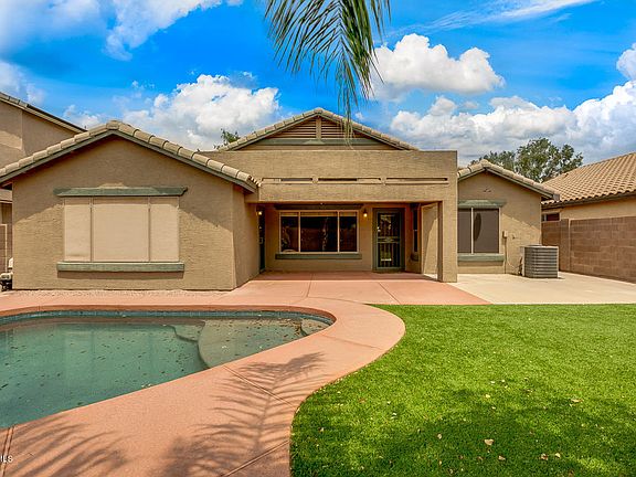 4th image of 21171 E Via Del Oro