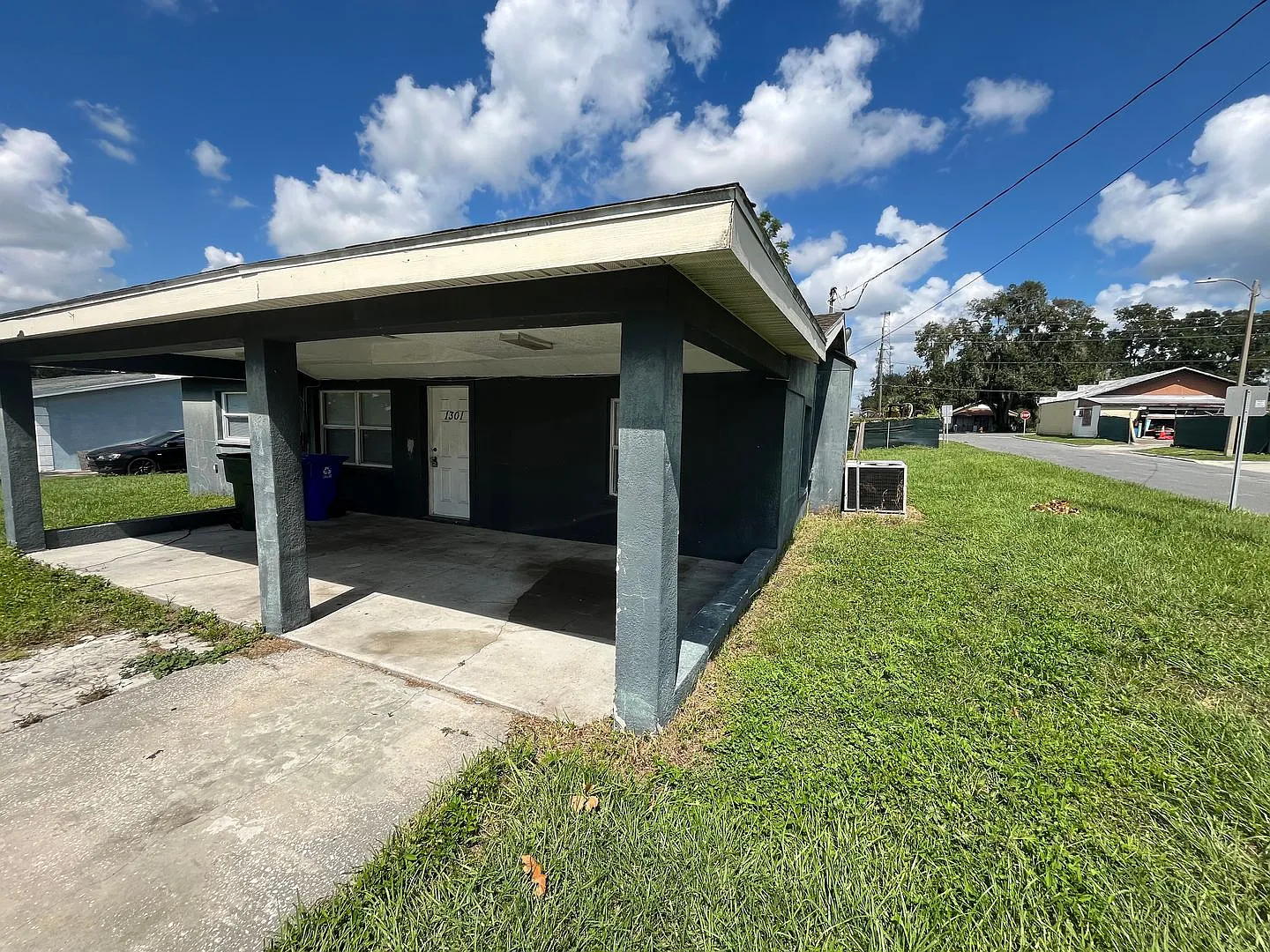 Cozy home located in Lakeland — Photo 2