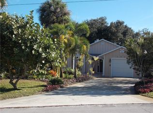 1530 2nd Rd SW, Vero Beach, FL 32962