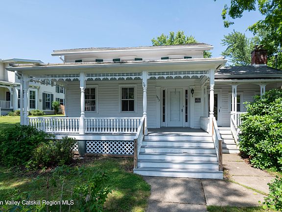4th image of 1402 Albany Avenue