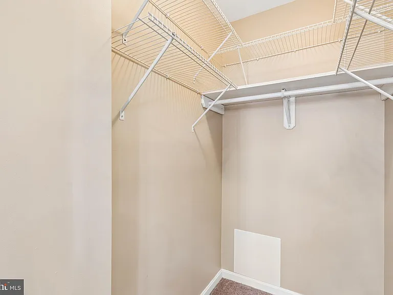 214 N Madeira St — Photo 18