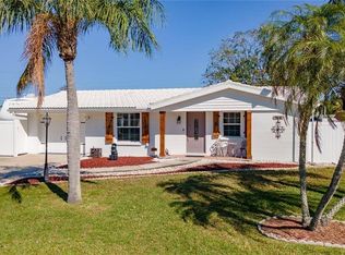 904 Fruitland Ave, Bradenton, FL 34207