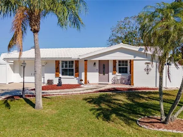 904 Fruitland Ave, Bradenton, FL 34207